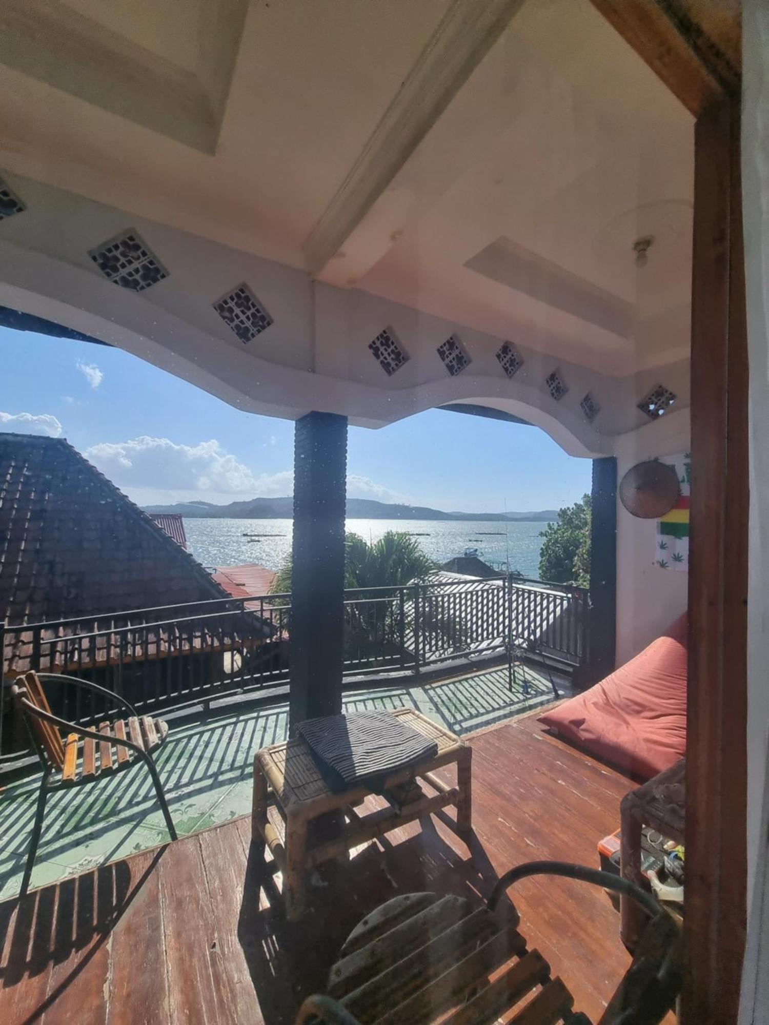 Aussy Skin Surf Cafe And Homestay